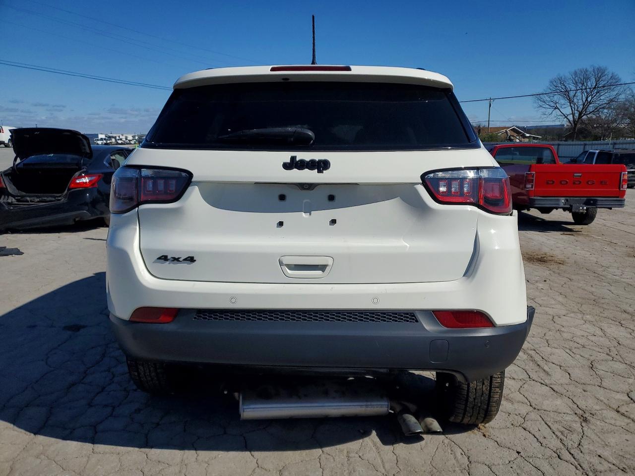 2019 JEEP COMPASS SPORT photo 16