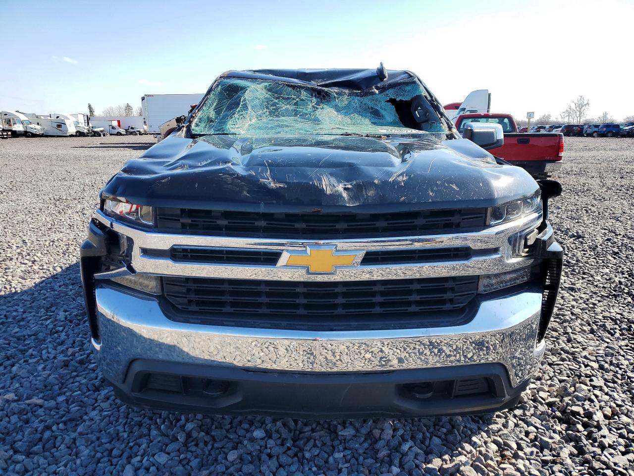 2019 CHEVROLET SILVERADO K1500 LT photo 9