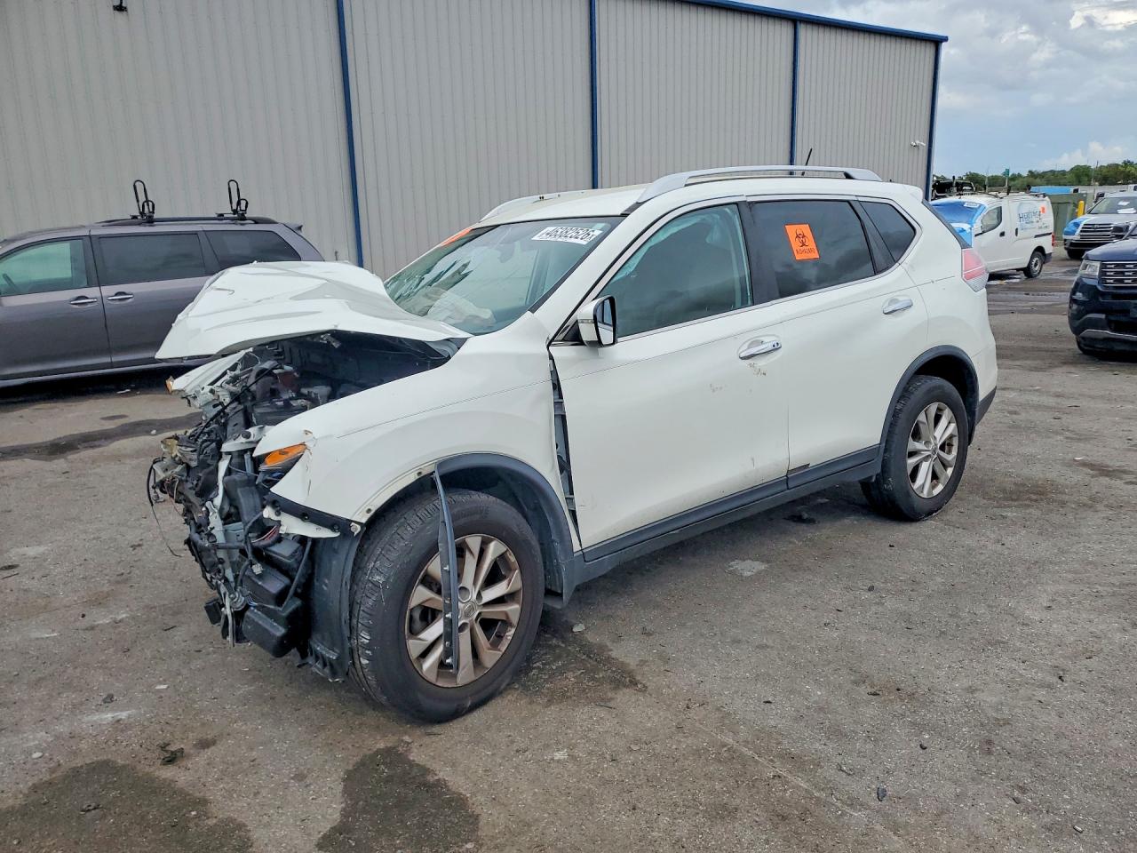 2016 NISSAN ROGUE