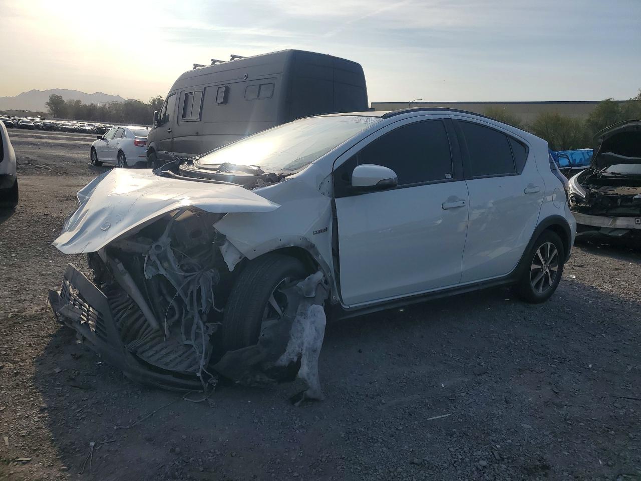 2018 TOYOTA PRIUS C