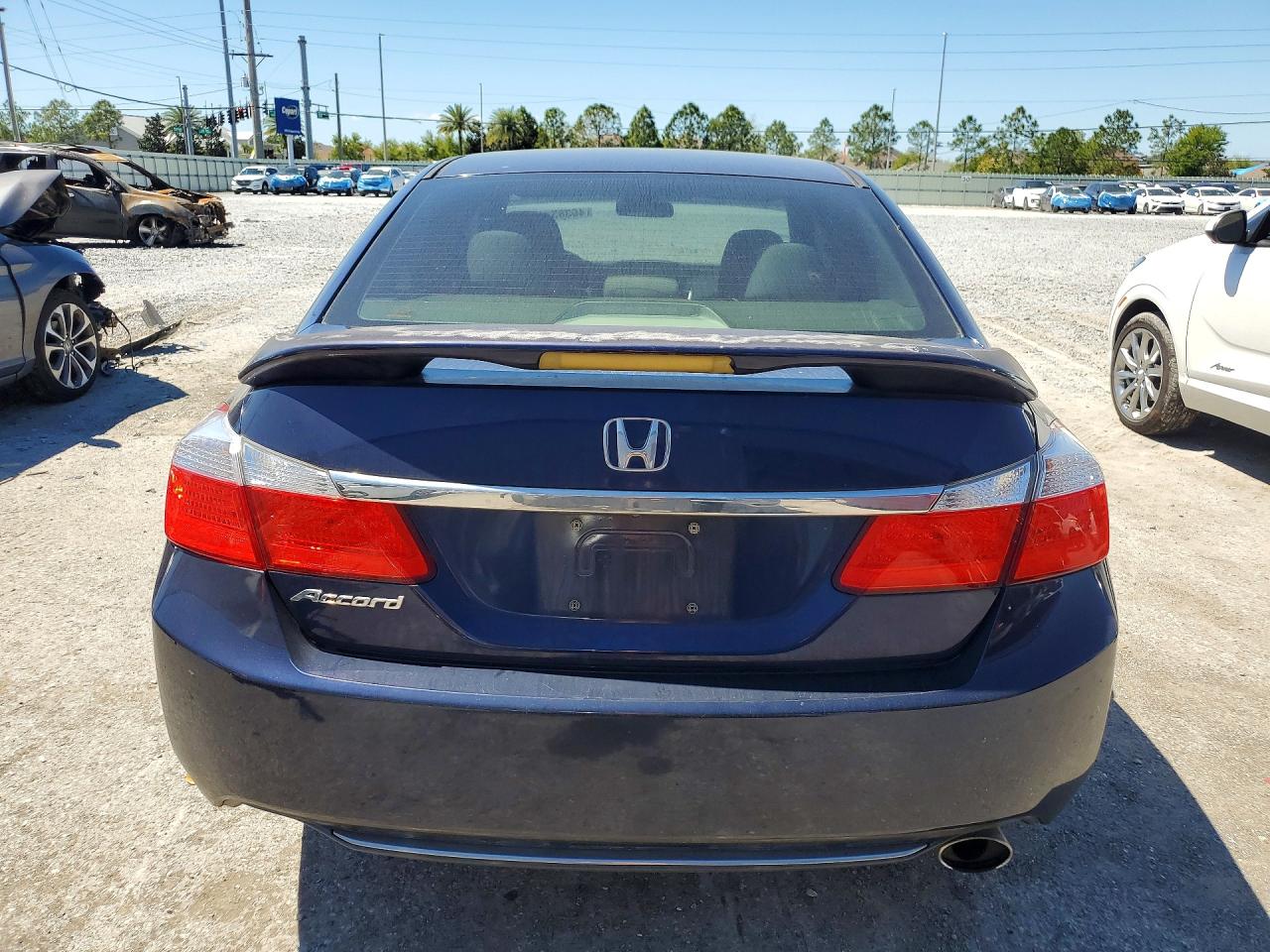 2014 HONDA ACCORD LX photo 11