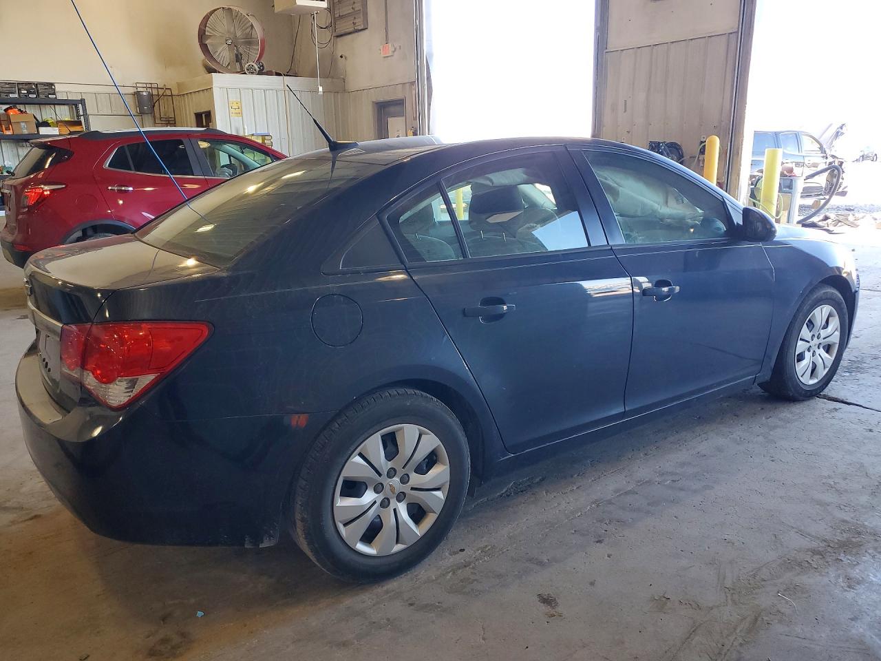 2014 CHEVROLET CRUZE LS photo 5