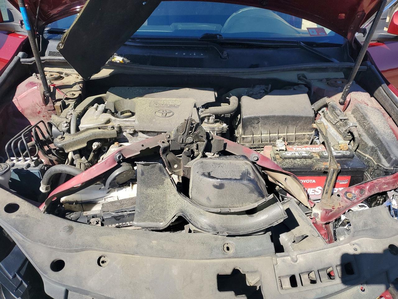 2016 TOYOTA CAMRY SE photo 31