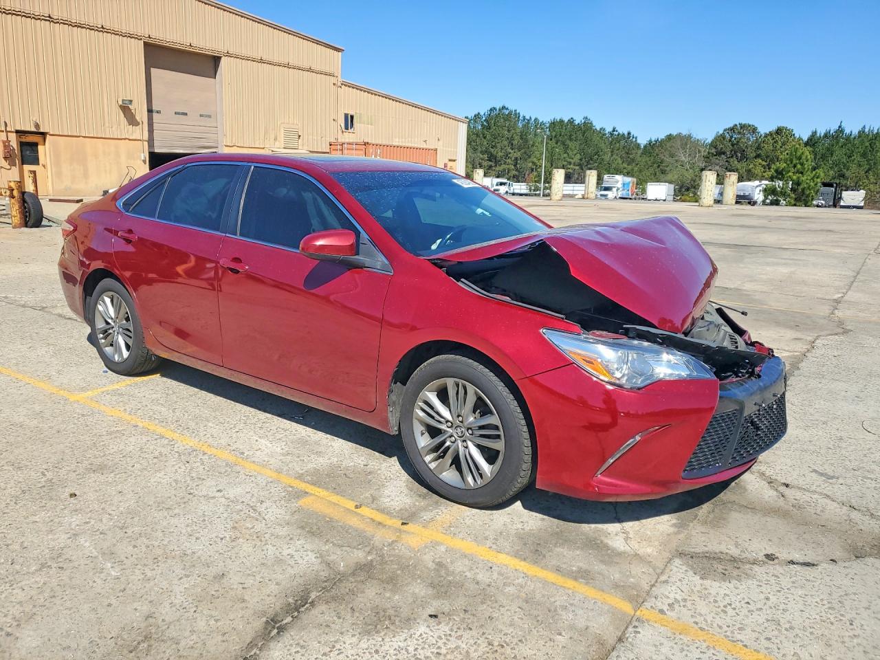 2016 TOYOTA CAMRY SE photo 10