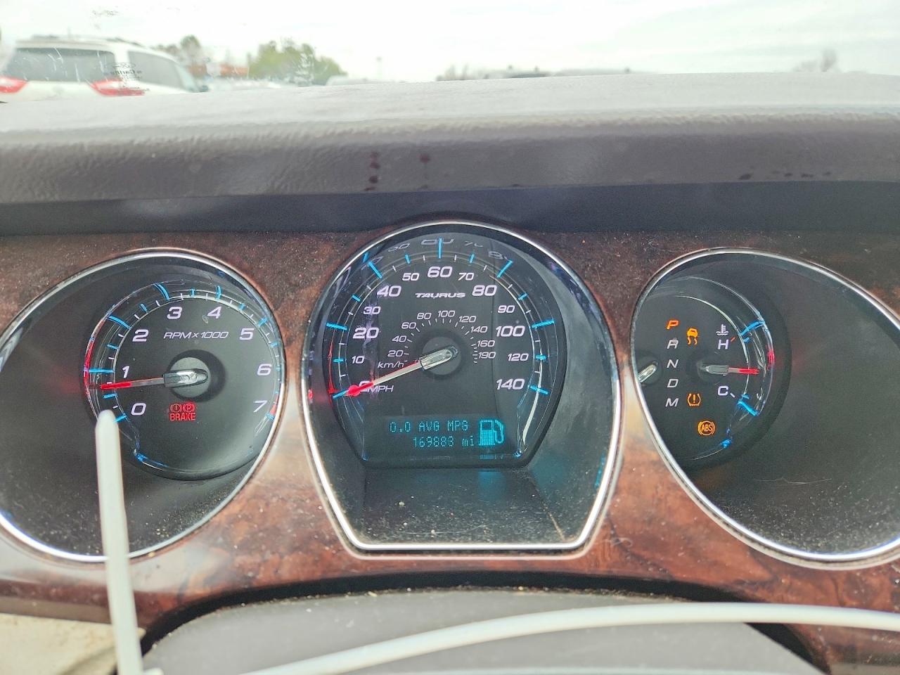 2011 FORD TAURUS SEL photo 17