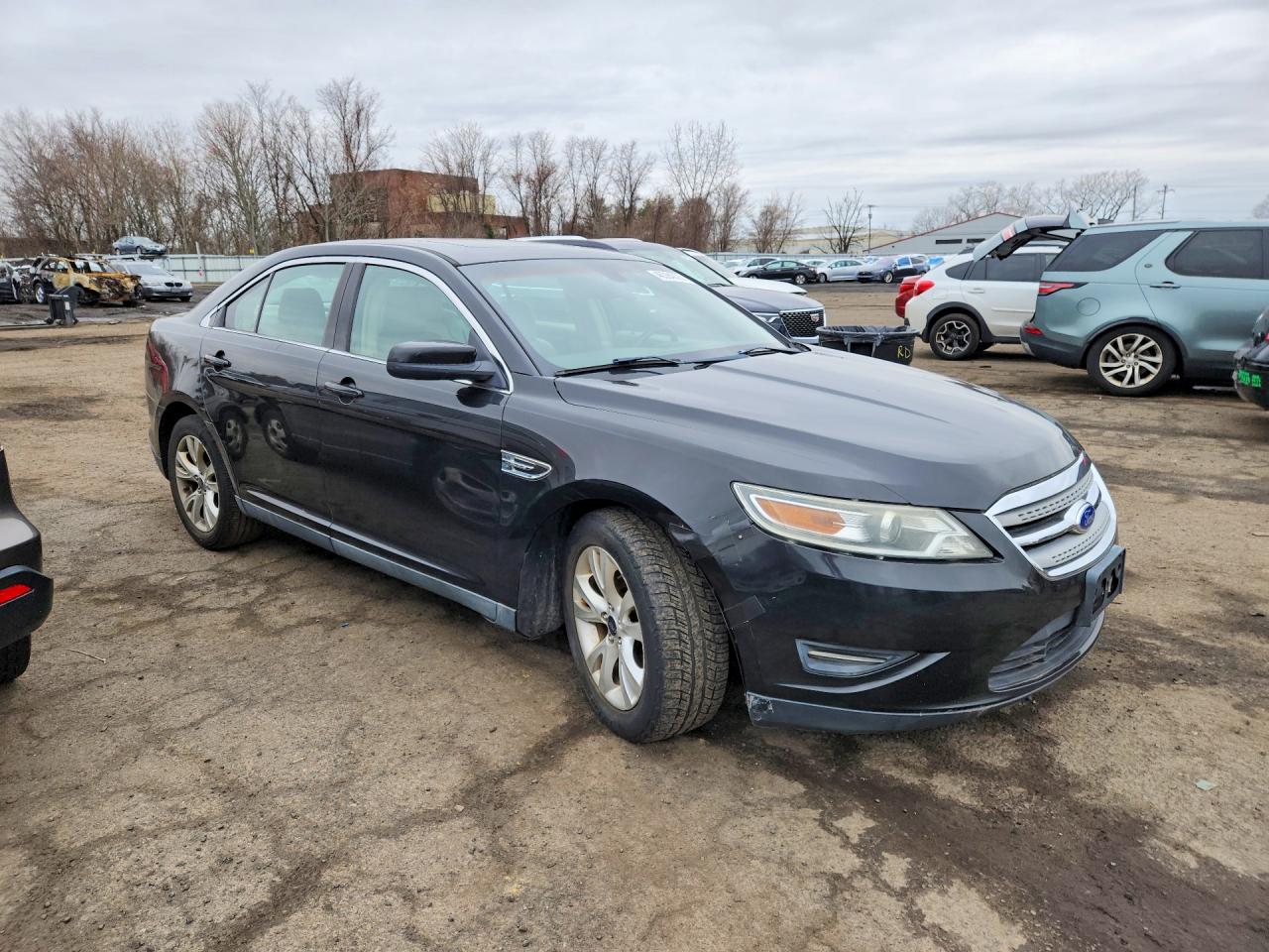 2011 FORD TAURUS SEL photo 7