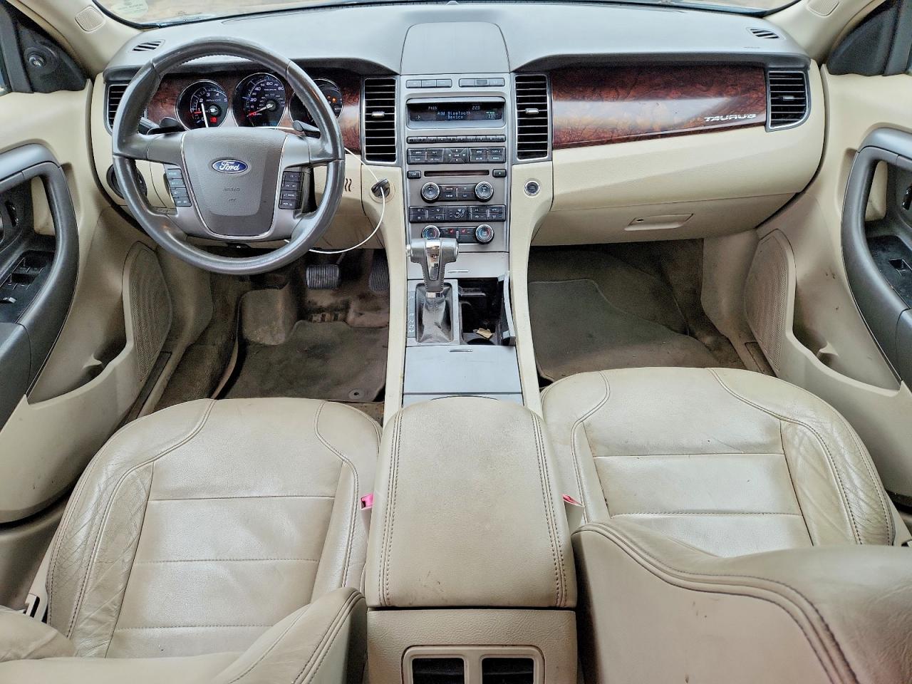 2011 FORD TAURUS SEL photo 15