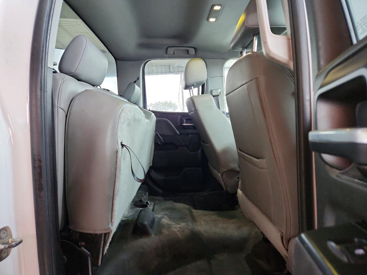 2017 CHEVROLET SILVERADO C1500 photo 10