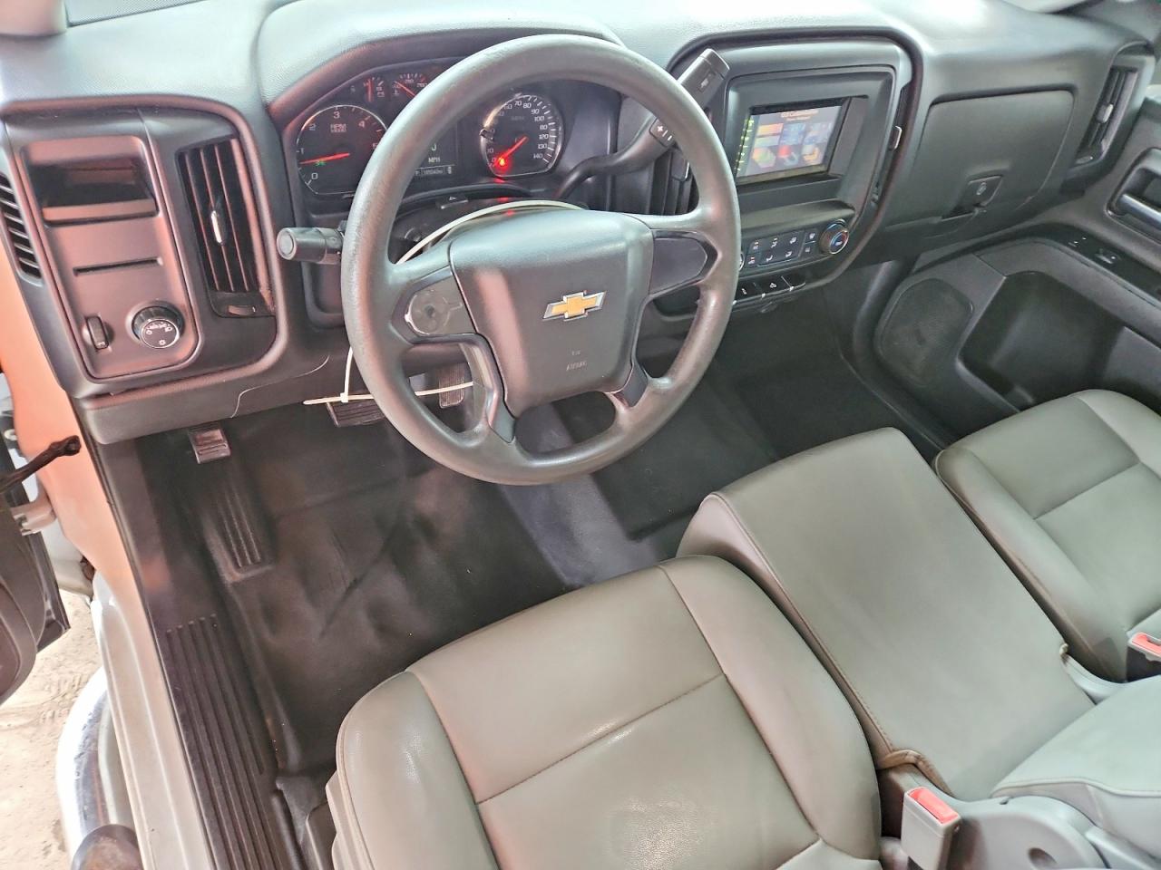 2017 CHEVROLET SILVERADO C1500 photo 8