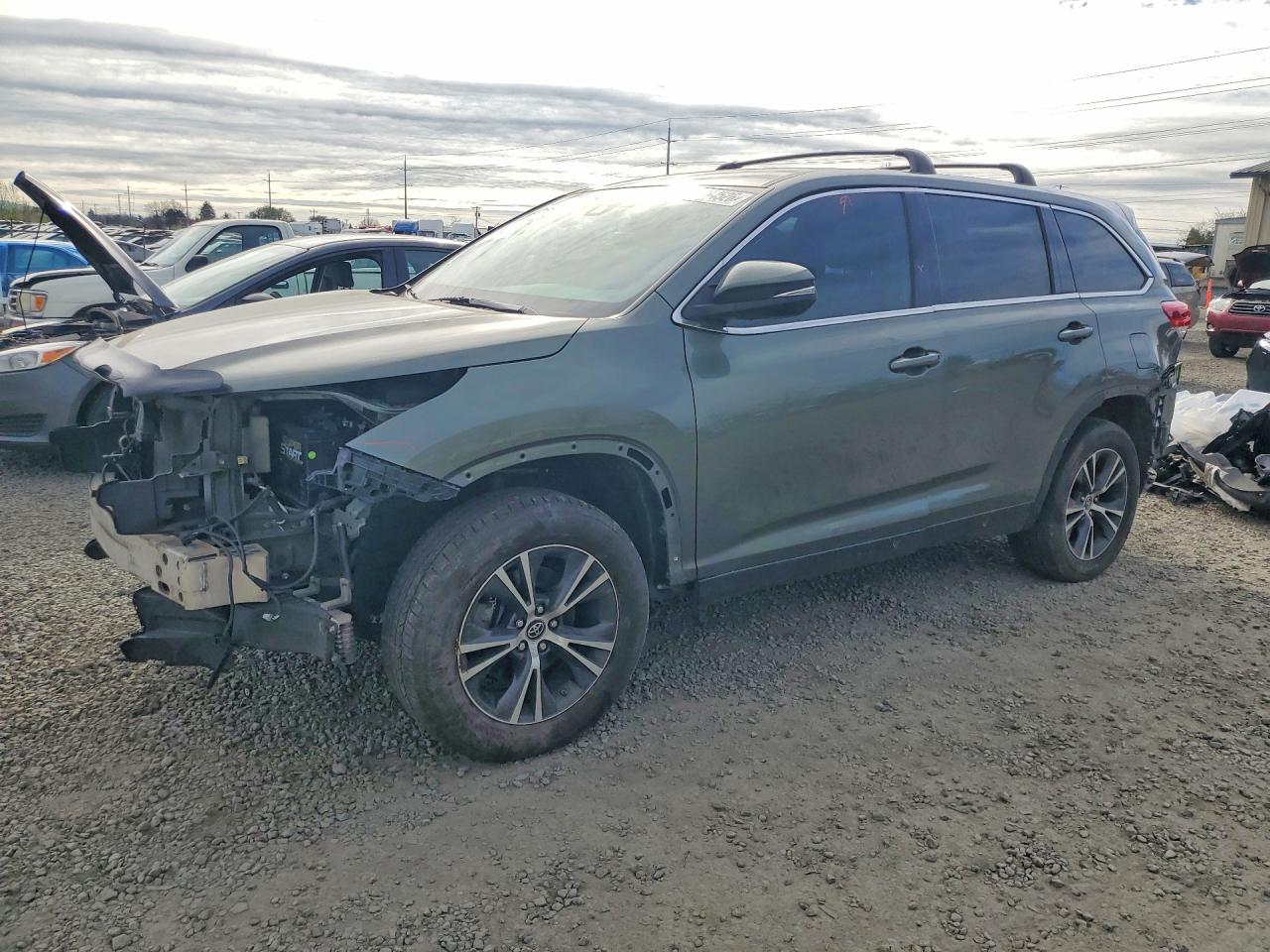 2019 TOYOTA HIGHLANDER