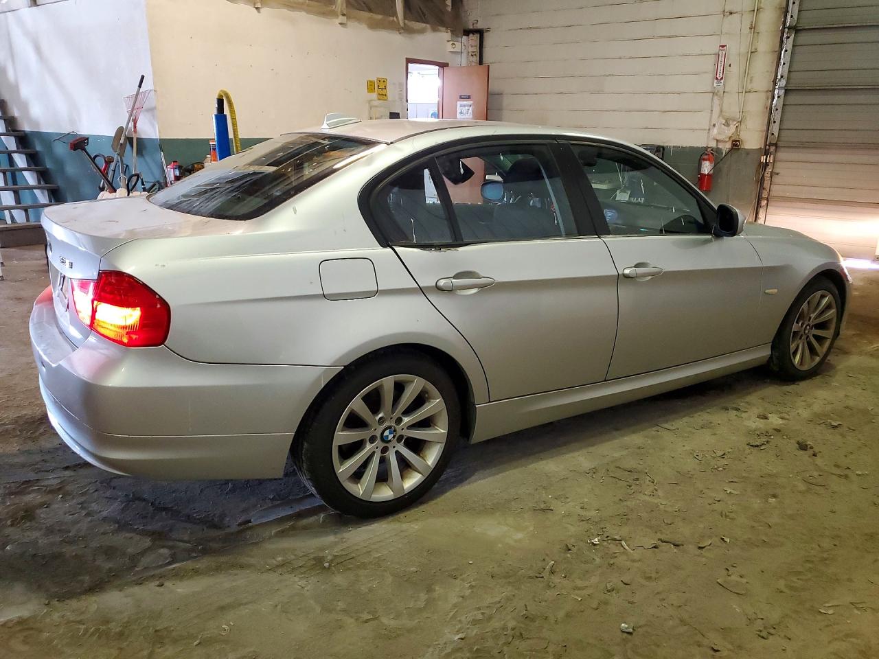 2011 BMW 328 I SULEV photo 3