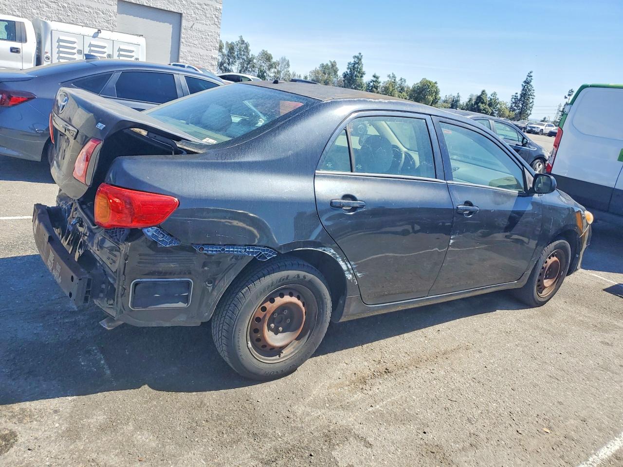 2009 TOYOTA COROLLA LE photo 5