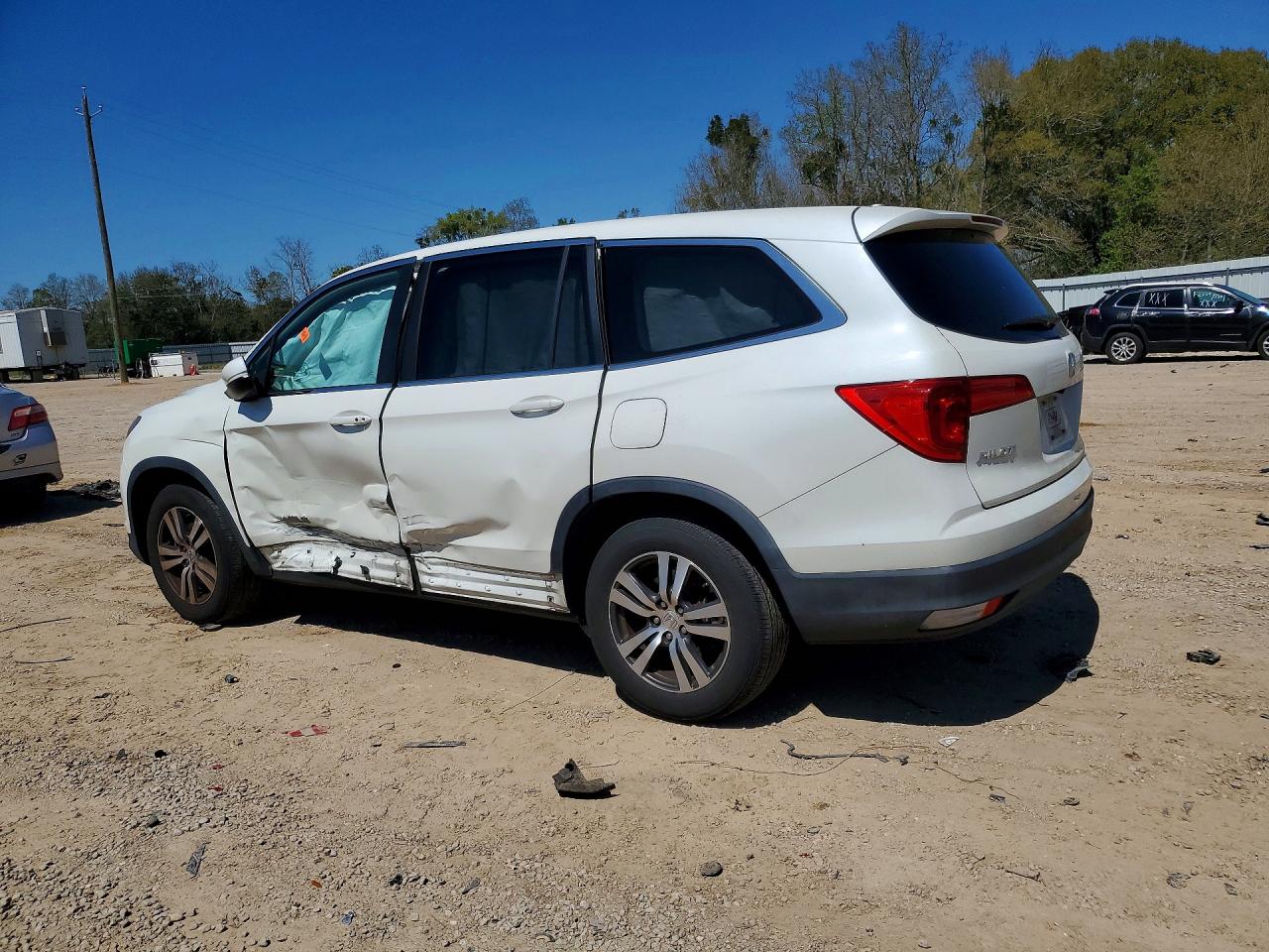 2016 HONDA PILOT EXL photo 4