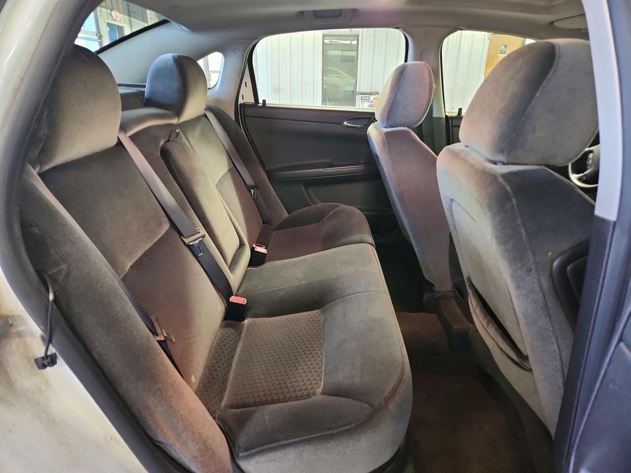 2013 CHEVROLET IMPALA LT photo 28