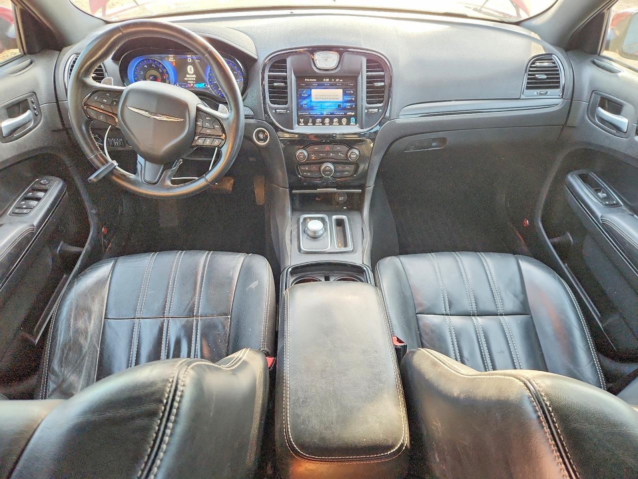 2015 CHRYSLER 300 S photo 8