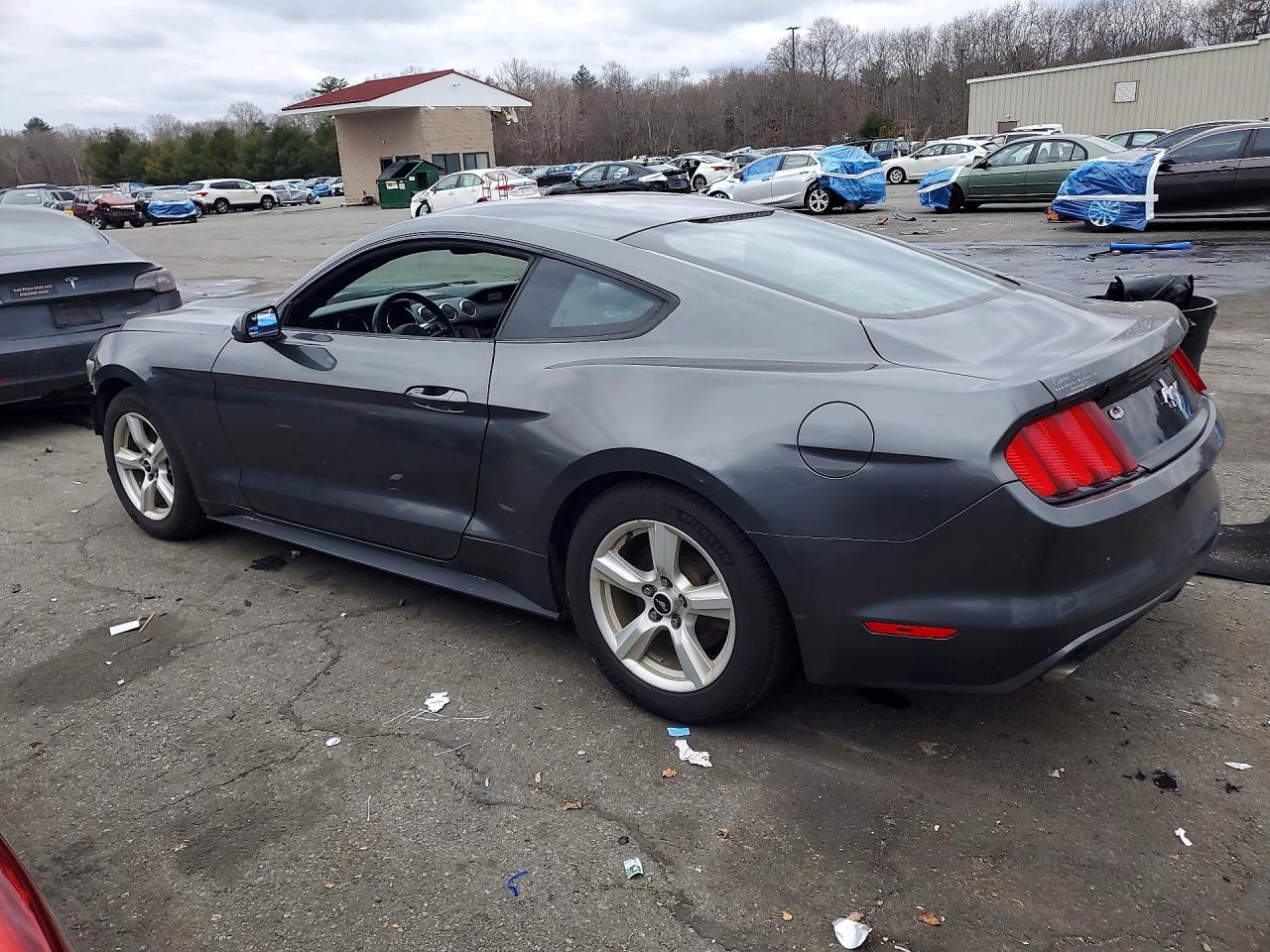 2017 FORD MUSTANG photo 3