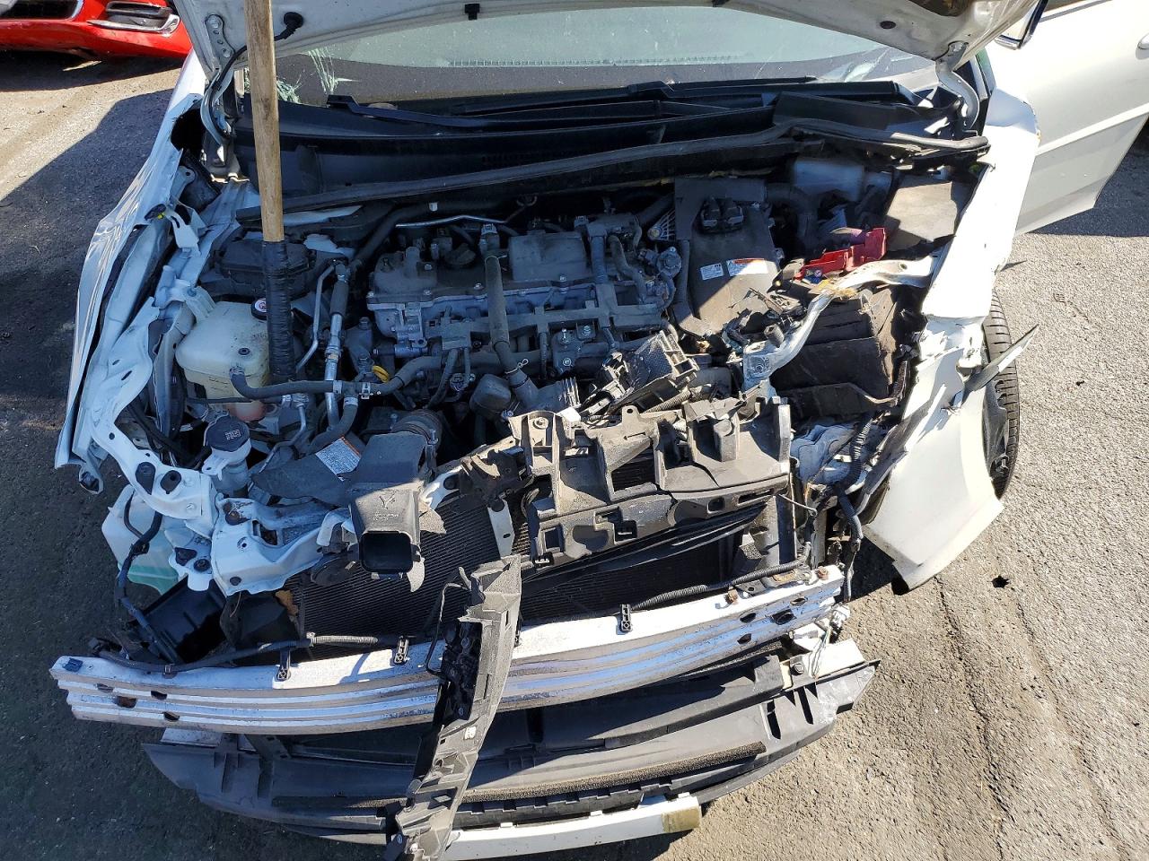 2016 TOYOTA PRIUS THREE TOURING photo 11