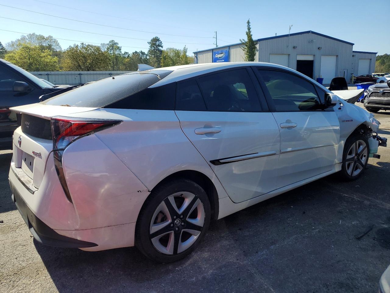 2016 TOYOTA PRIUS THREE TOURING photo 3