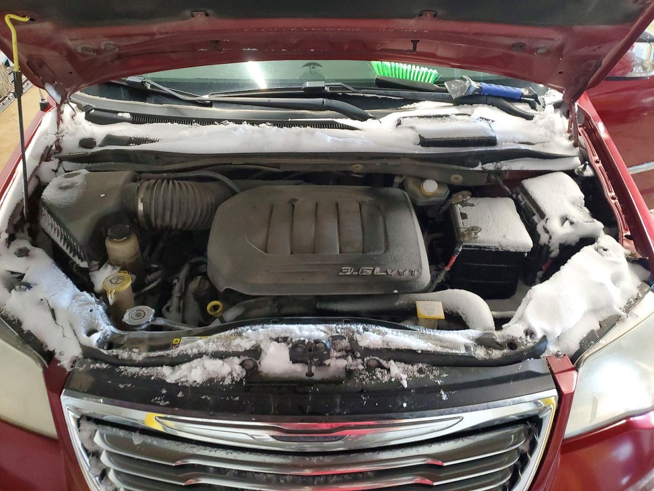 2012 CHRYSLER TOWN & COUNTRY TOURING L photo 34