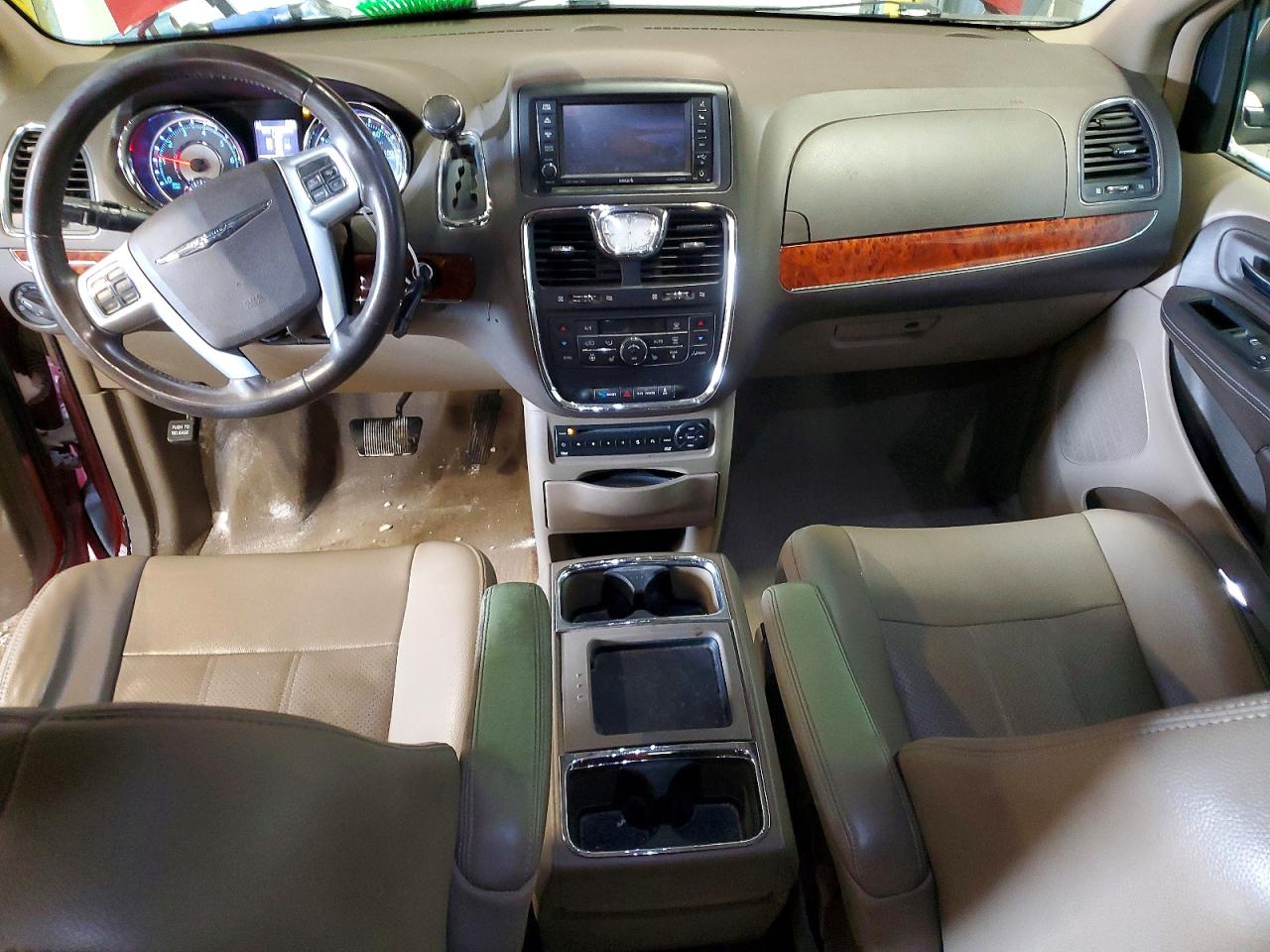 2012 CHRYSLER TOWN & COUNTRY TOURING L photo 22