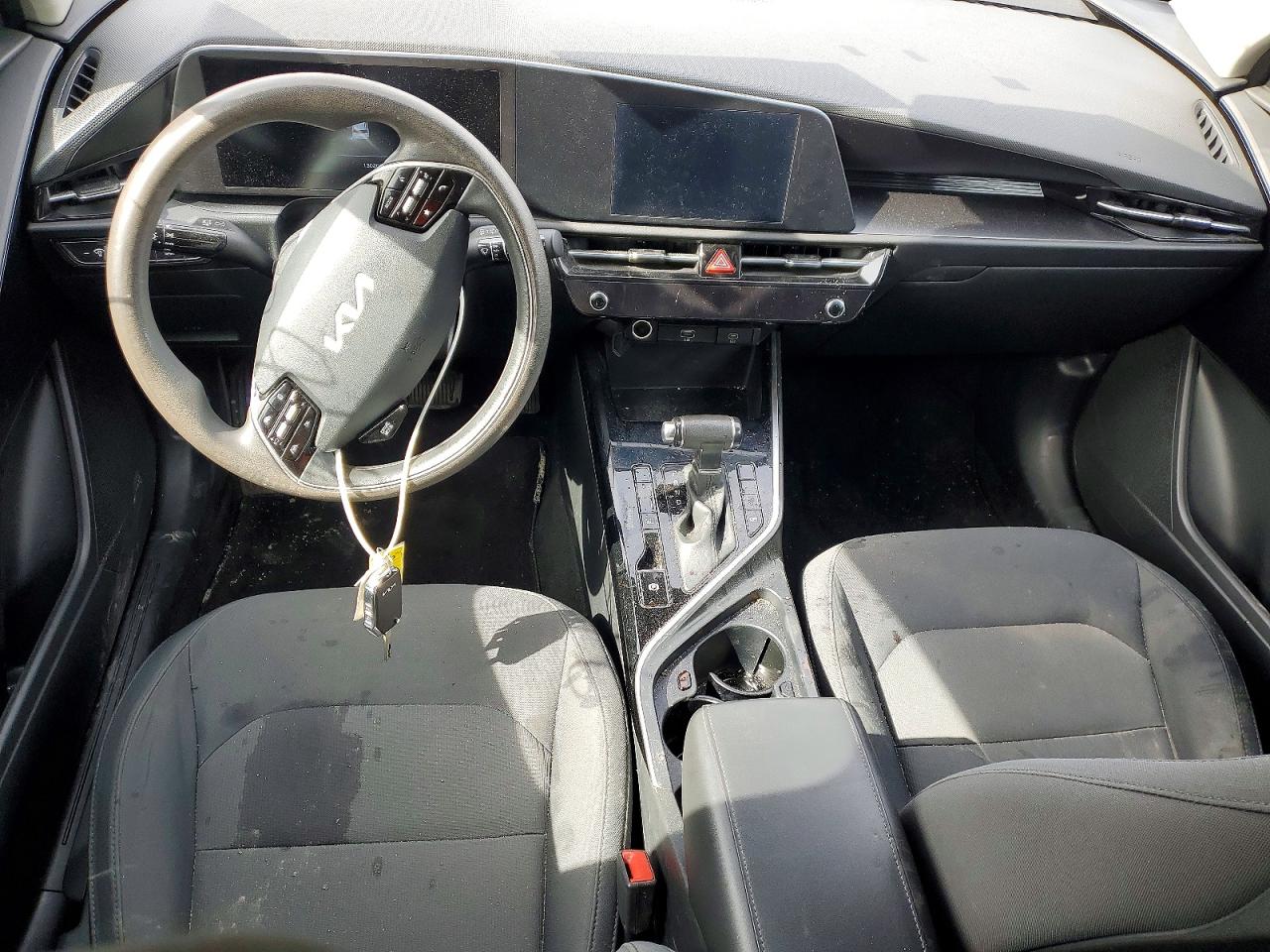 2023 KIA NIRO LX photo 15