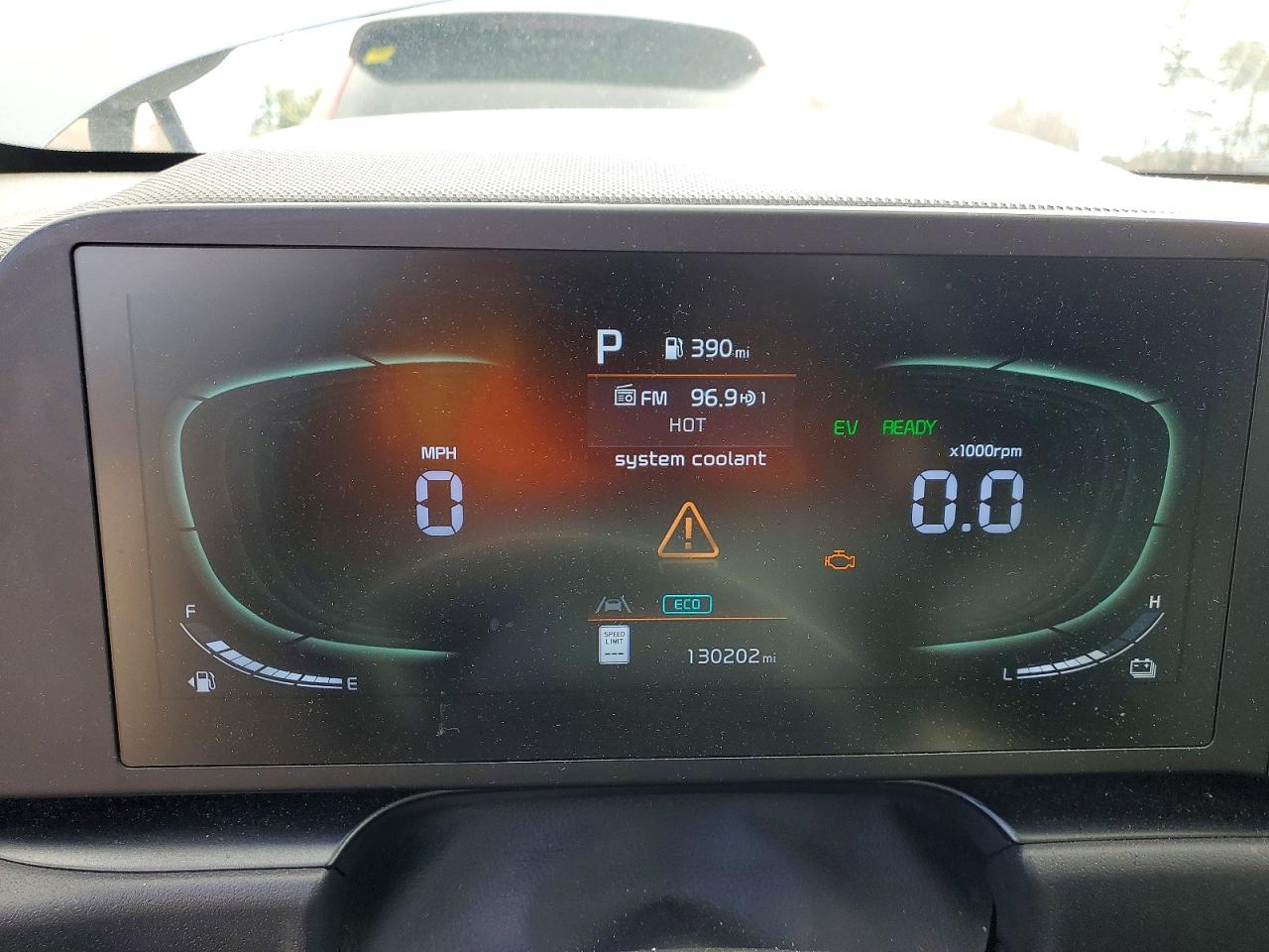2023 KIA NIRO LX photo 17