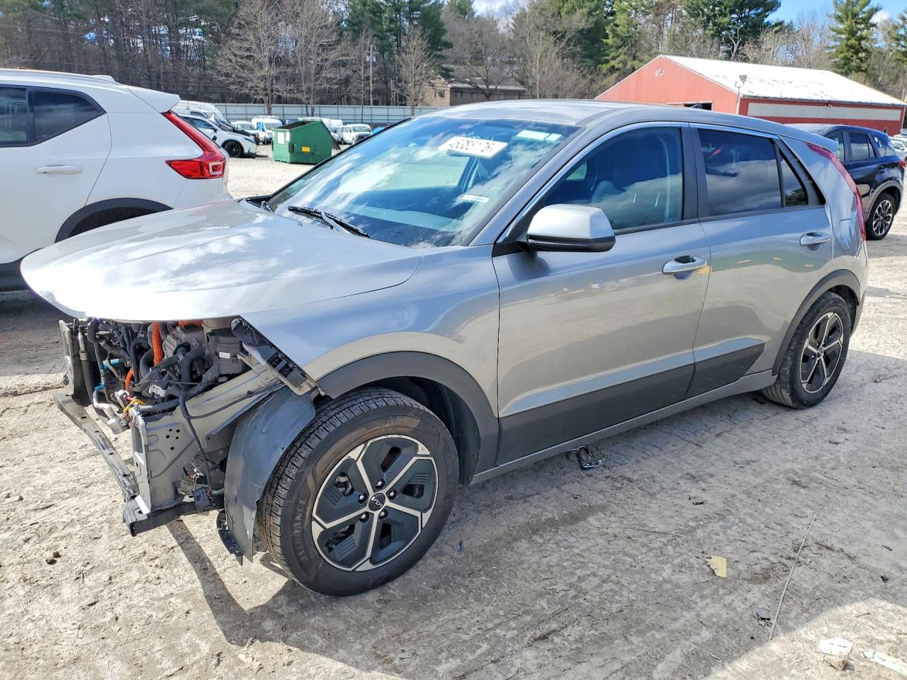 2023 KIA NIRO