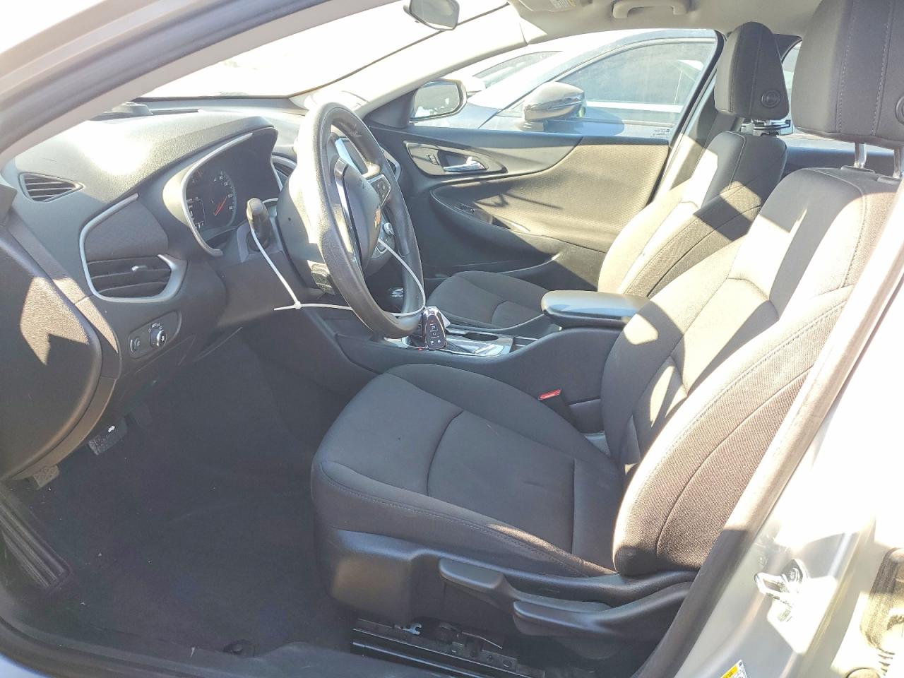 2020 CHEVROLET MALIBU LS photo 19