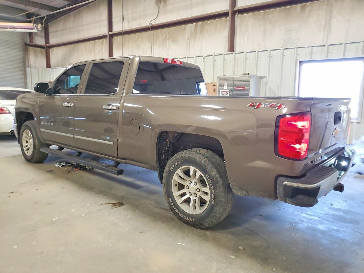 2014 CHEVROLET SILVERADO K1500 LT photo 2