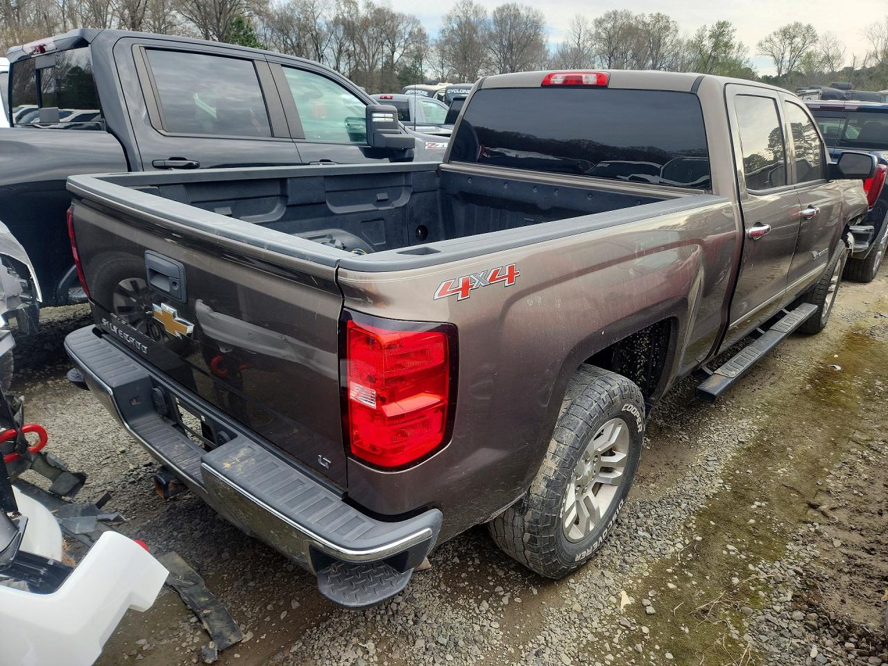 2014 CHEVROLET SILVERADO K1500 LT photo 3