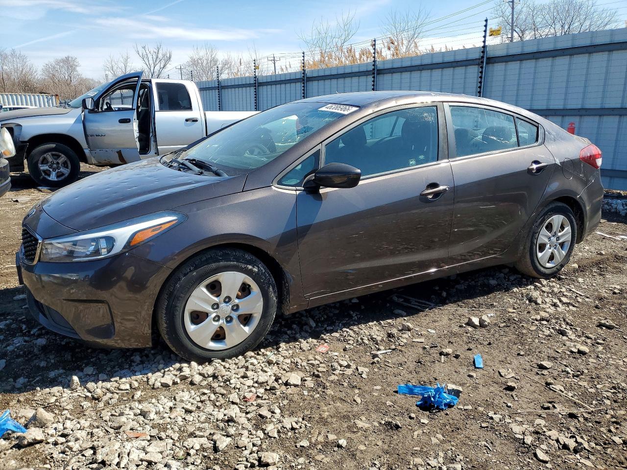 2017 KIA FORTE