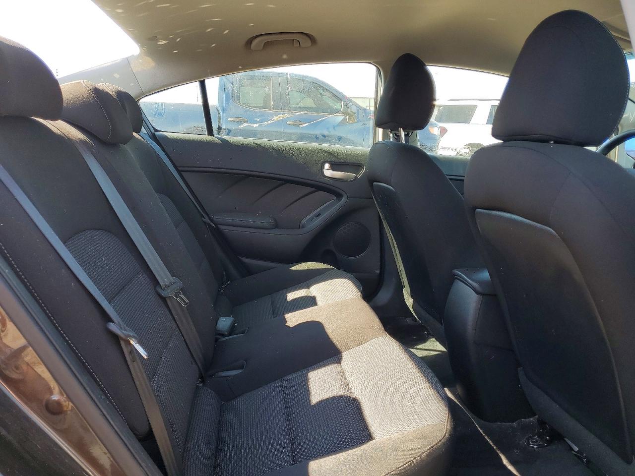 2017 KIA FORTE LX photo 10