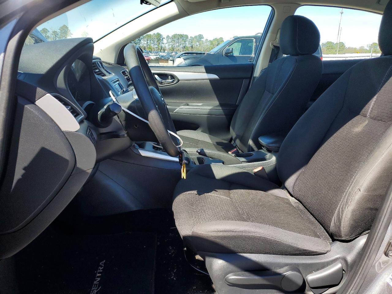 2017 NISSAN SENTRA S photo 13