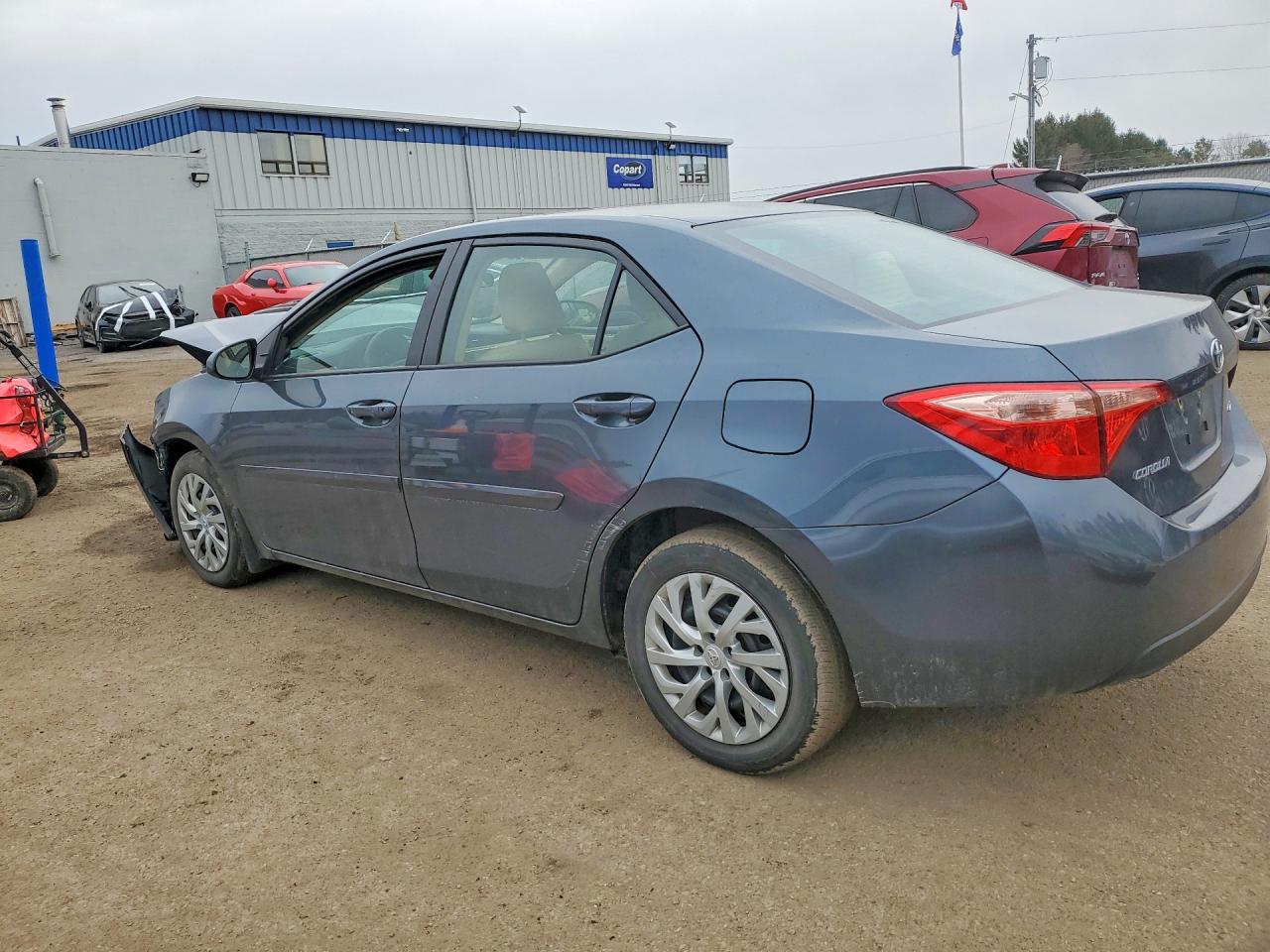 2017 TOYOTA COROLLA L photo 4