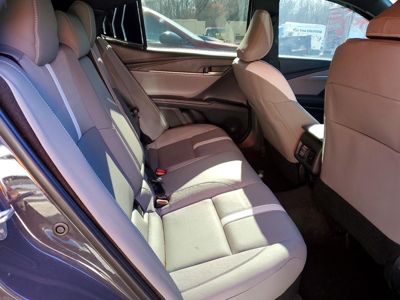 2025 TOYOTA CAMRY SE photo 10