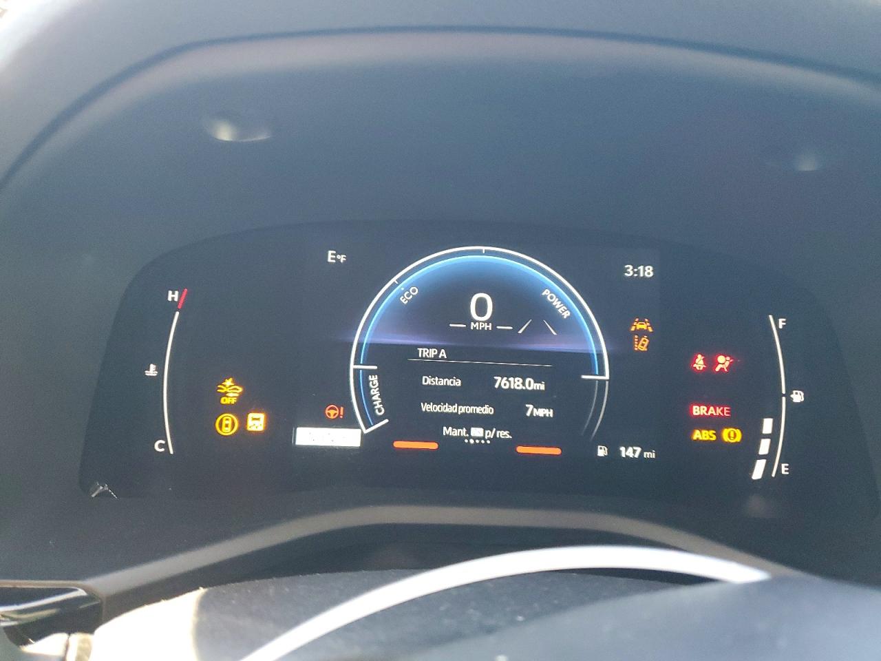 2025 TOYOTA CAMRY SE photo 9