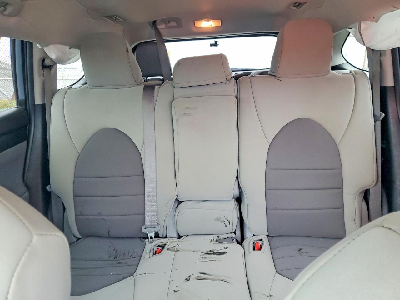 2024 TOYOTA HIGHLANDER LE photo 28