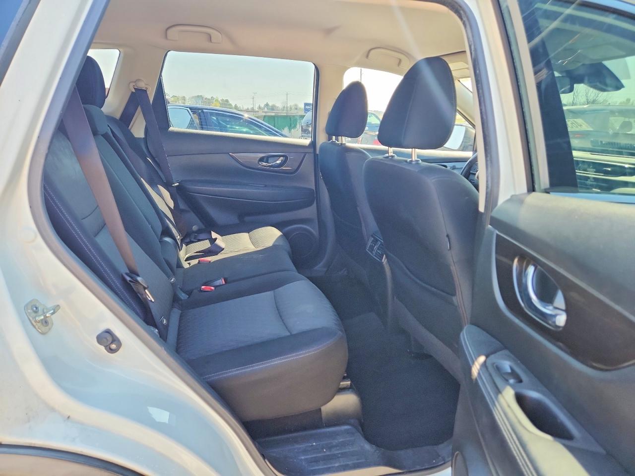 2020 NISSAN ROGUE S photo 21