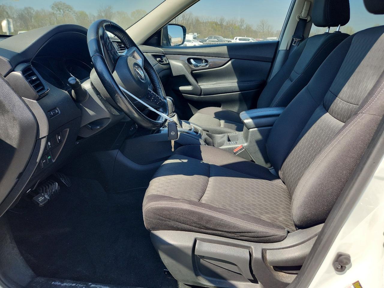 2020 NISSAN ROGUE S photo 13