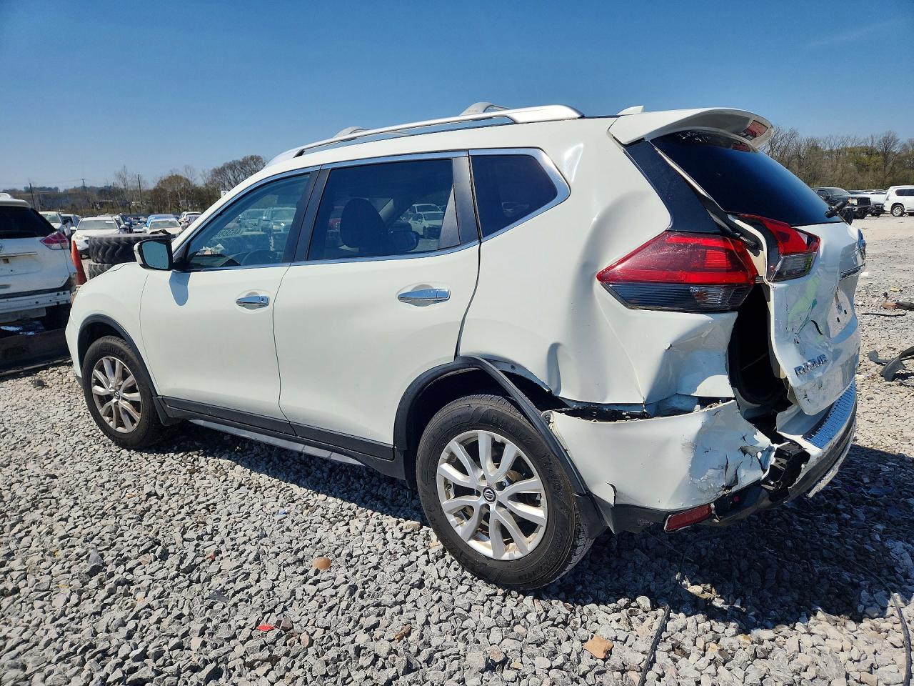 2020 NISSAN ROGUE S photo 3