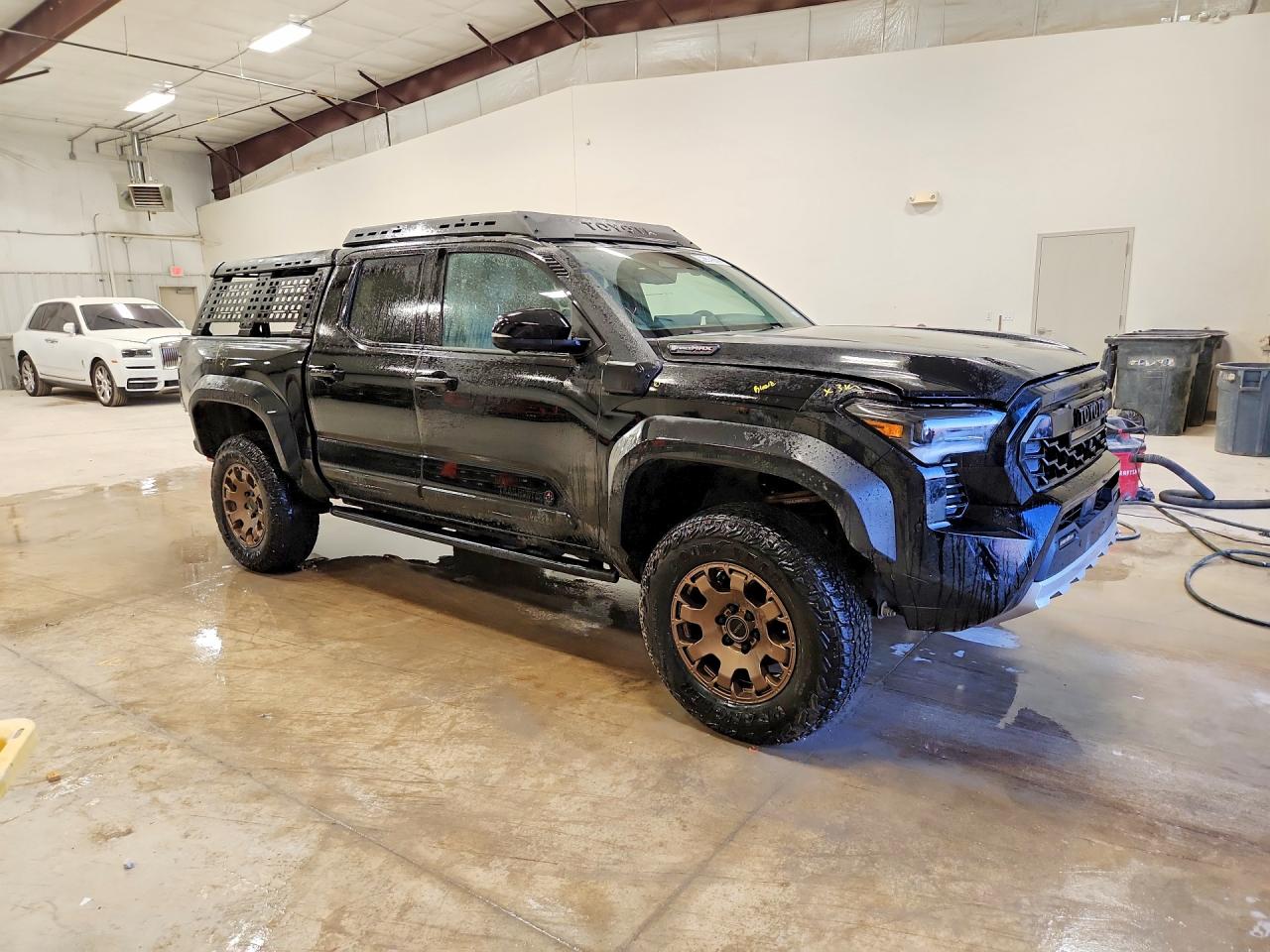 2025 TOYOTA TACOMA TRAILHUNTER HV photo 4