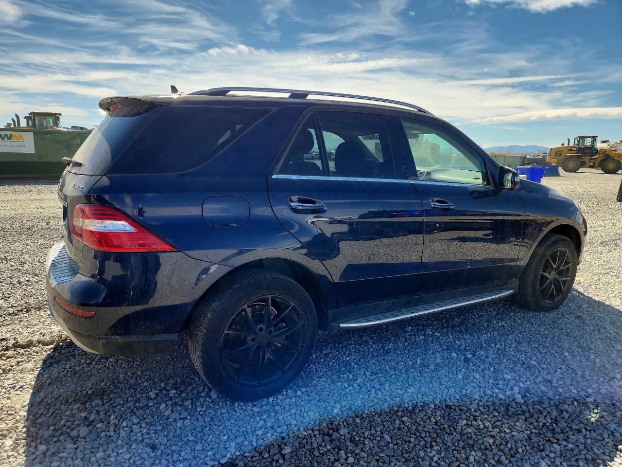 2015 MERCEDES-BENZ ML 350 4MATIC photo 3