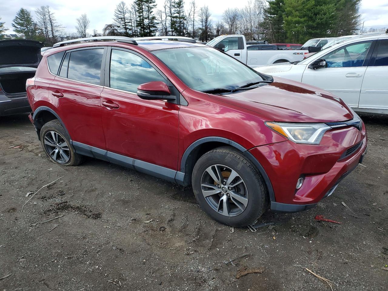 2018 TOYOTA RAV 4 photo 10