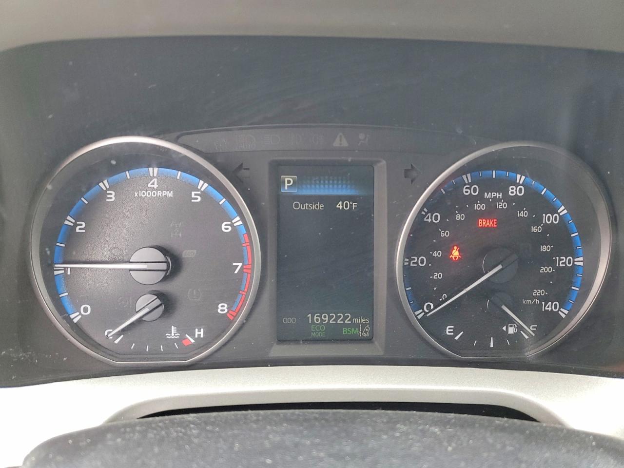 2018 TOYOTA RAV 4 photo 25