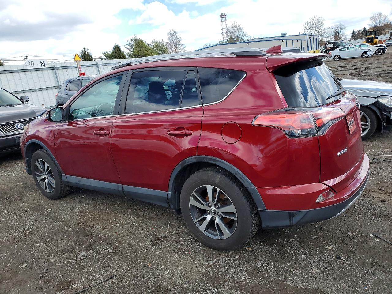 2018 TOYOTA RAV 4 photo 4