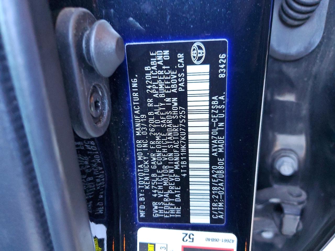 2019 TOYOTA CAMRY SE photo 34