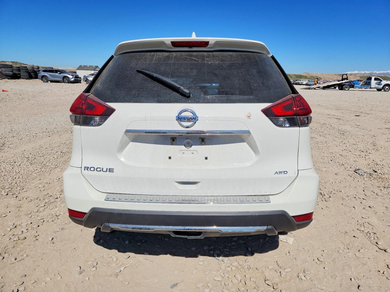 2018 NISSAN ROGUE S photo 6
