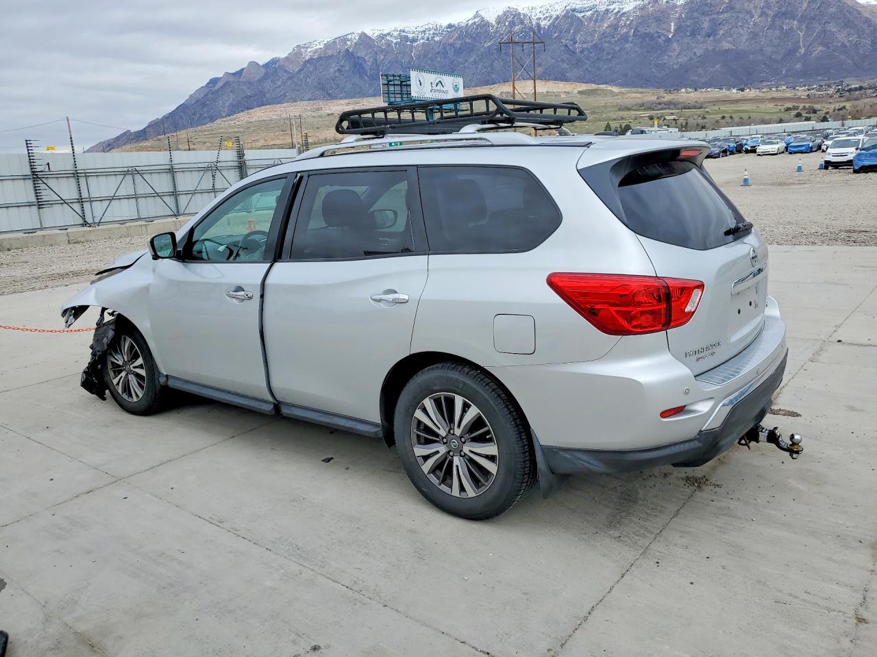 2017 NISSAN PATHFINDER SL photo 3