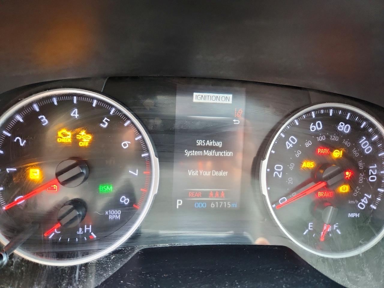 2019 TOYOTA RAV4 XLE photo 25