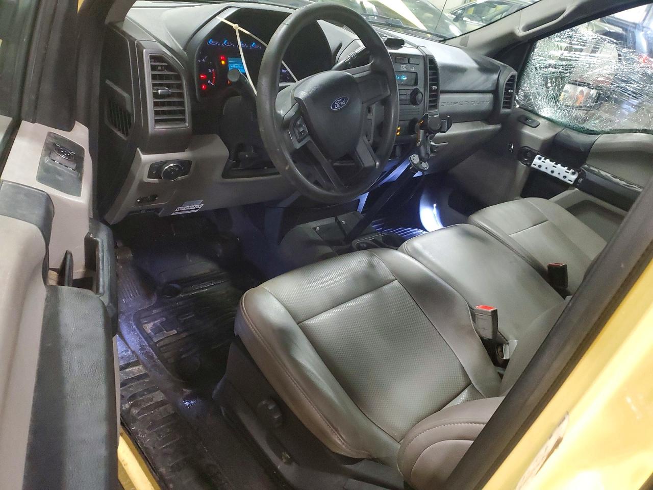 2019 FORD F550 SUPER DUTY TRUCK CAB AND CHASSIS photo 15